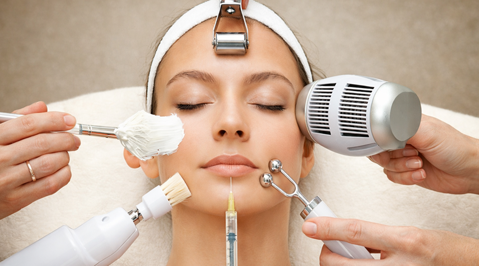 Best Skincare Routine for Women Over 40